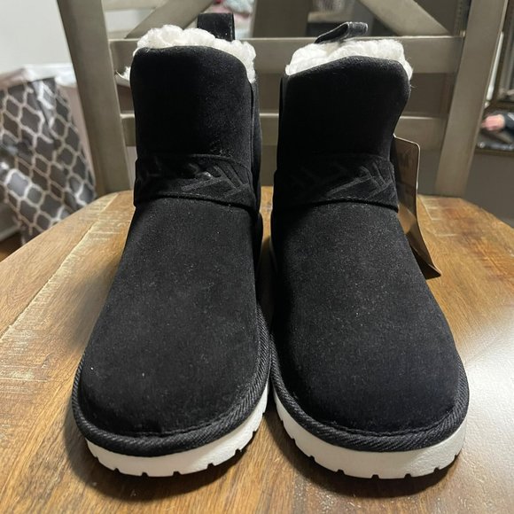 MUK LUKS Harleen Black Water Resistant Faux Sherpa Lined Winter Boots size 7 - Picture 3 of 7